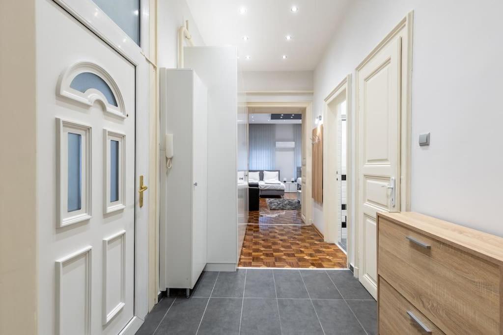 Bold Base Apartment Budapest Exterior photo